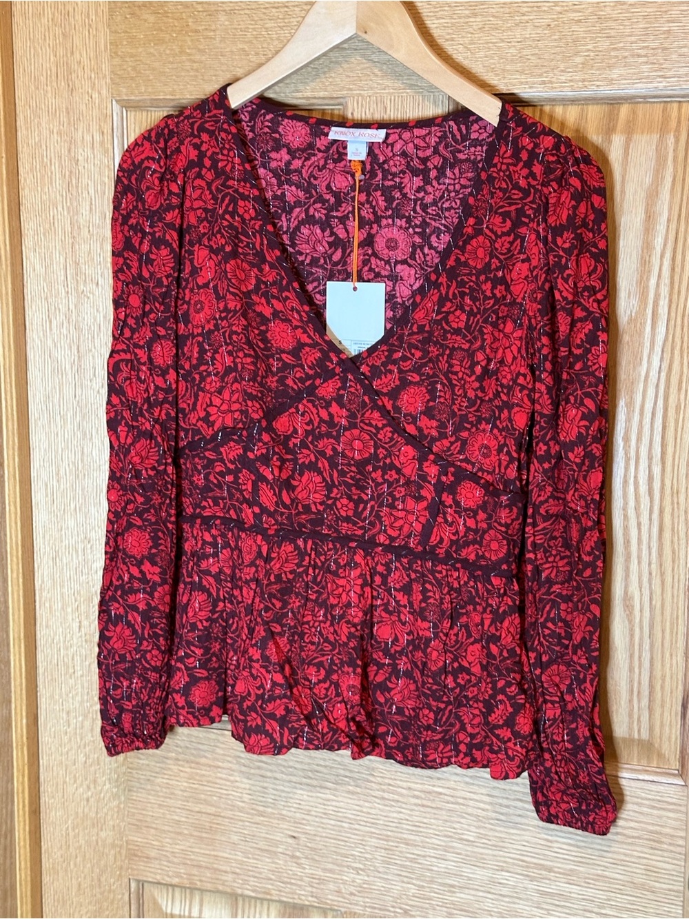 Knox Rose Red Embroidered Long Sleeve Shirt Blouse Metallic Thread size small